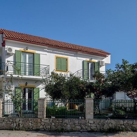 Penelope - Loggos Apartments Longós Екстериор снимка