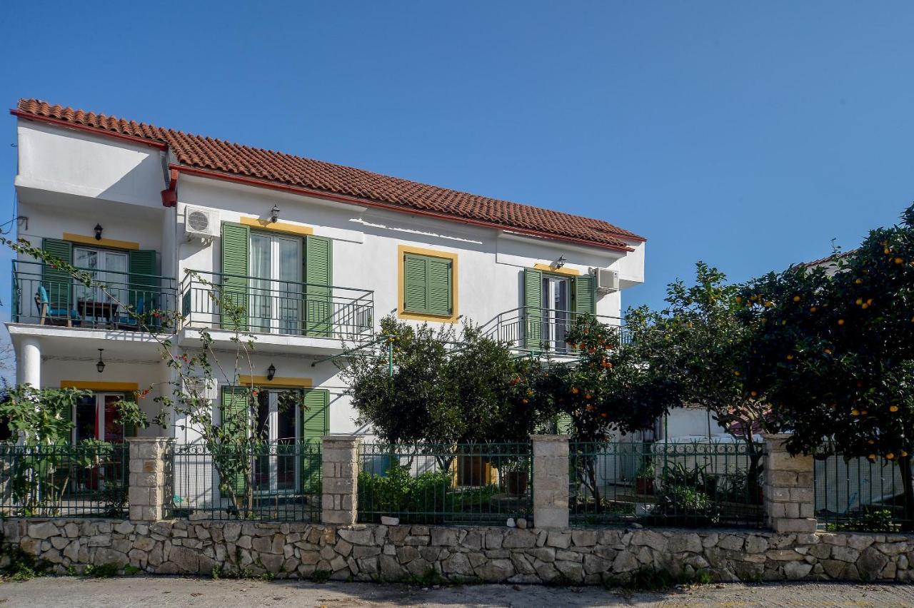 Penelope - Loggos Apartments Longós Екстериор снимка